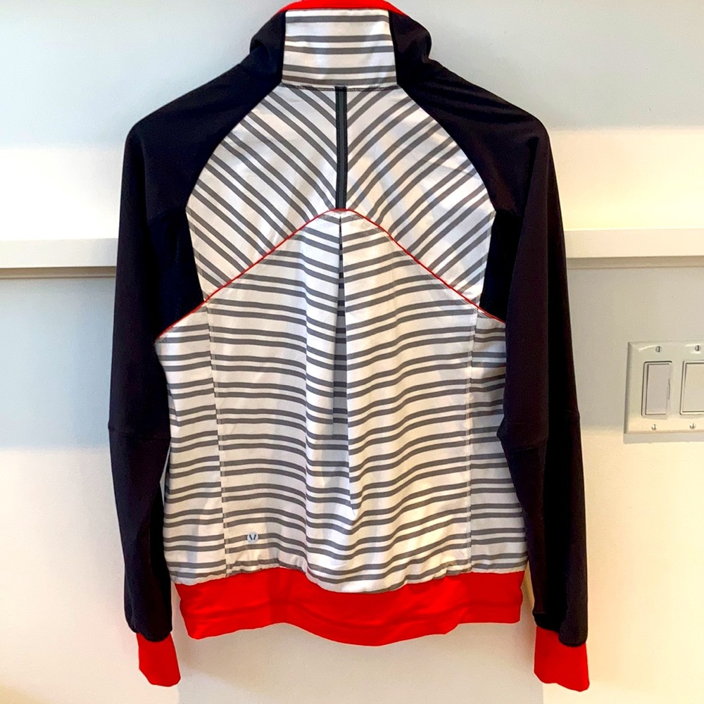 lululemon athletica Black and Red Striped Jacket - Picture 13 of 13